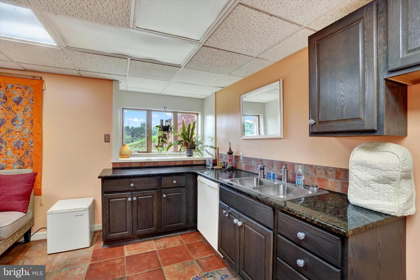 8272 Woodbine Rd Property Photo 33