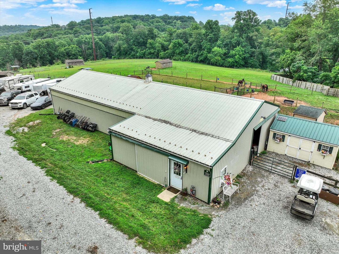 8272 Woodbine Rd Property Photo 46