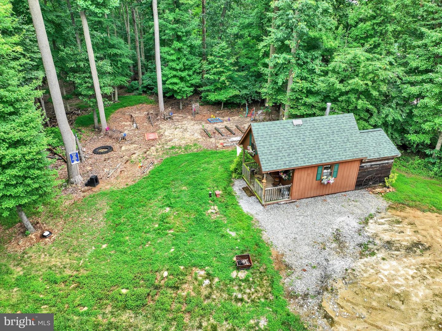 8272 Woodbine Rd Property Photo 57