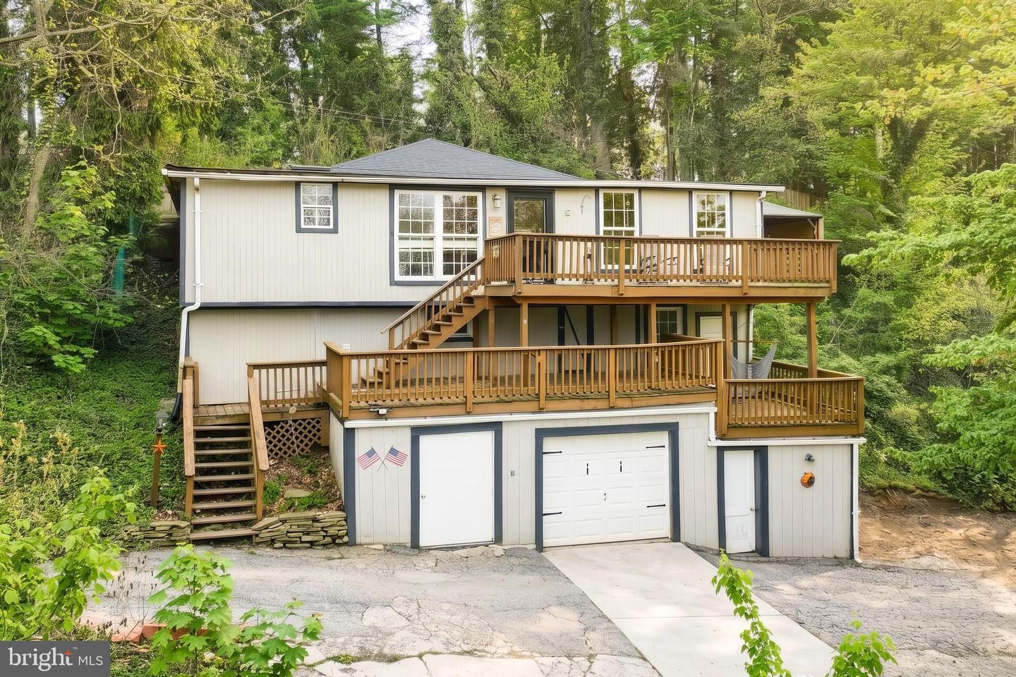 65 PINE CREEK LN