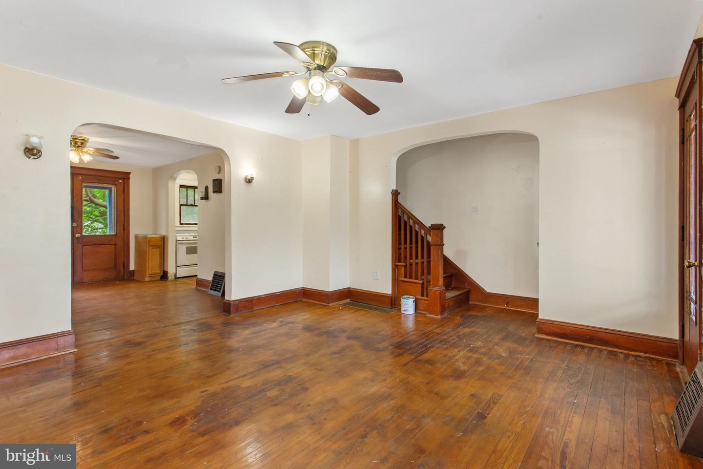 772 Baltimore St Property Photo 4