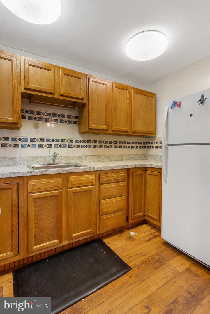 772 Baltimore St Property Photo 11
