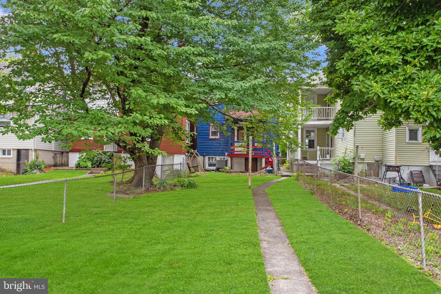 772 Baltimore St Property Photo 21