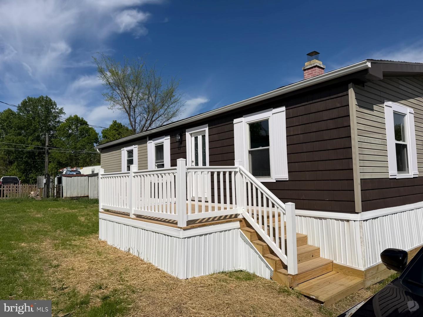 300 RIDGE RD #11
