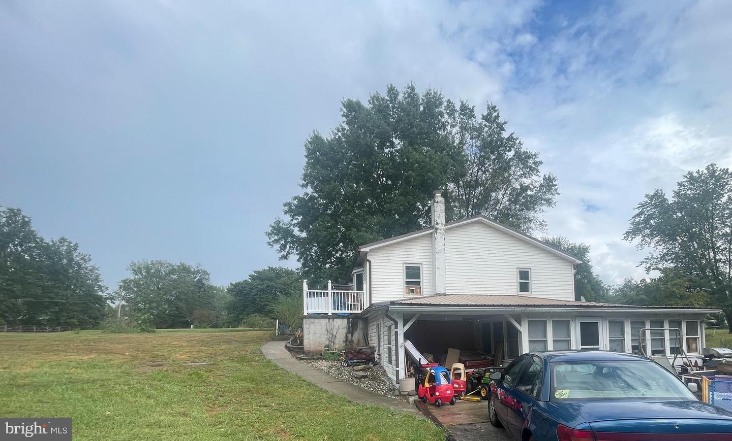 239 LOST HOLLOW RD