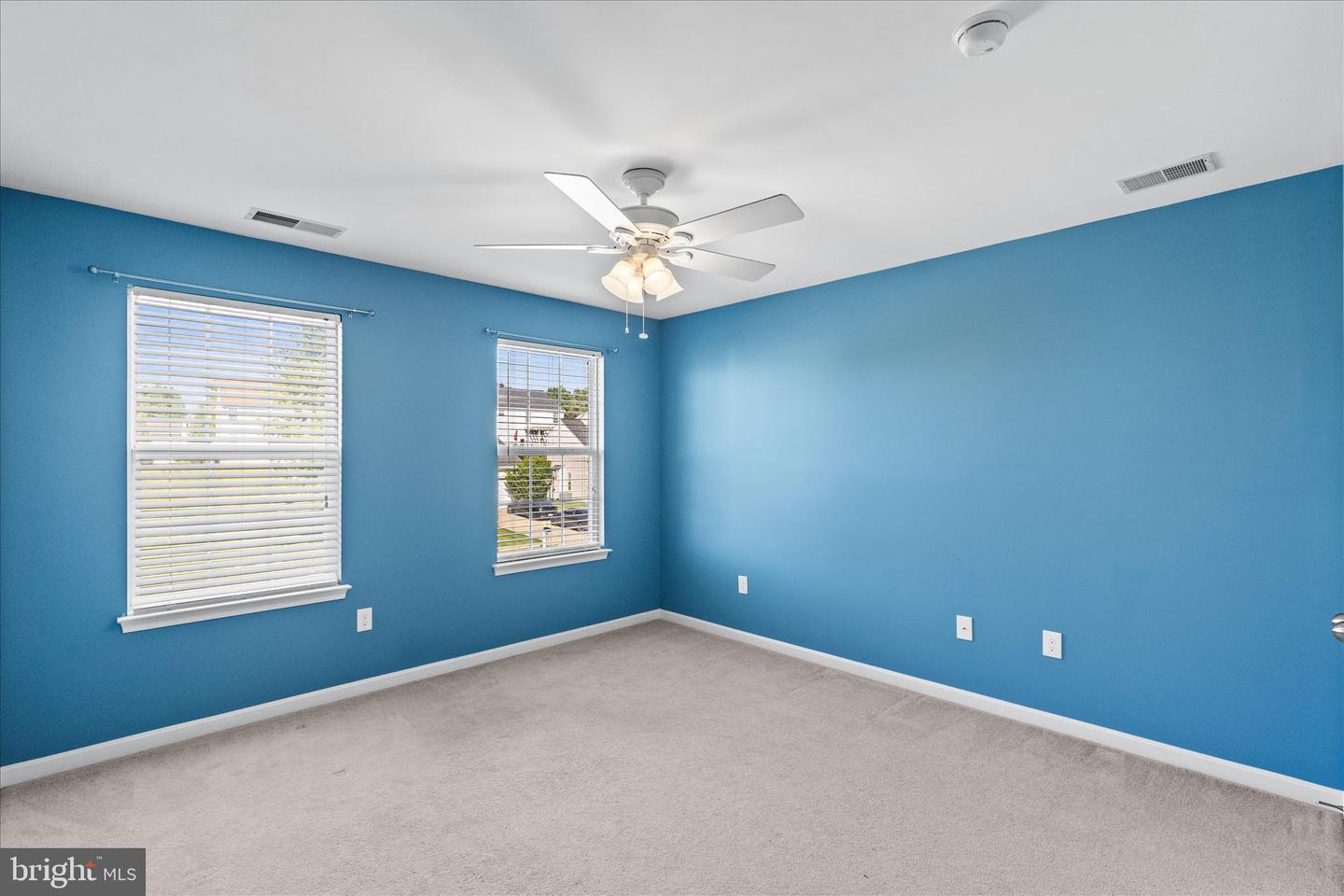 17323 Russett Farm Dr Property Photo 32