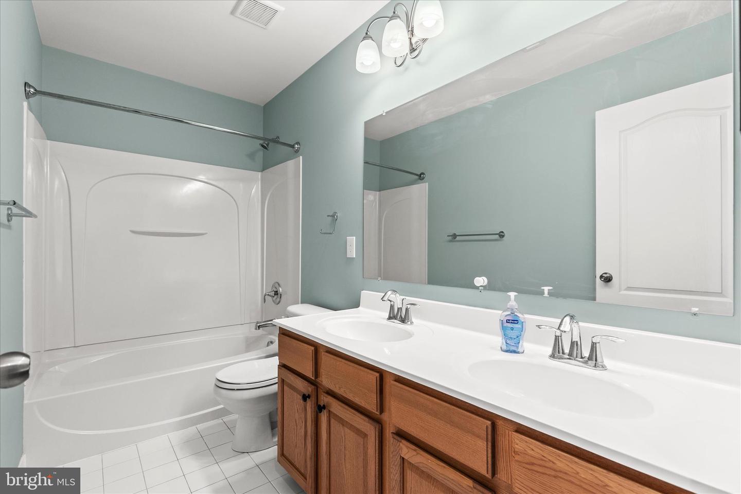 17323 Russett Farm Dr Property Photo 39