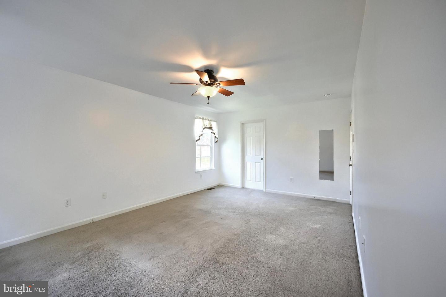 425 Lakeview Dr Property Photo 39
