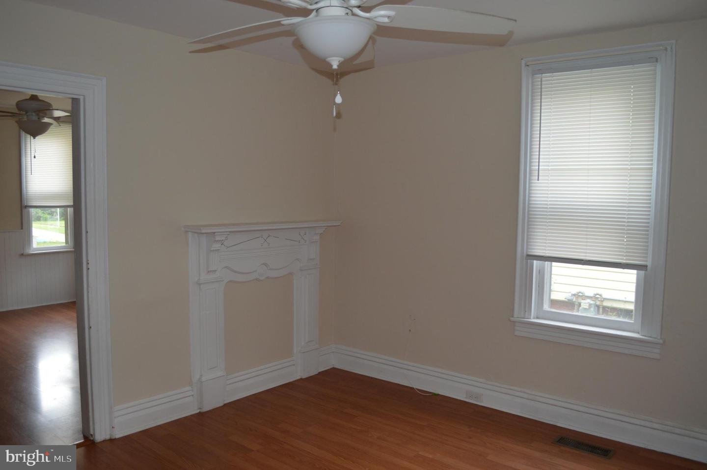 229 Locust St Property Photo 11