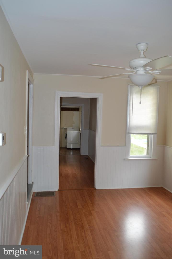 229 Locust St Property Photo 16
