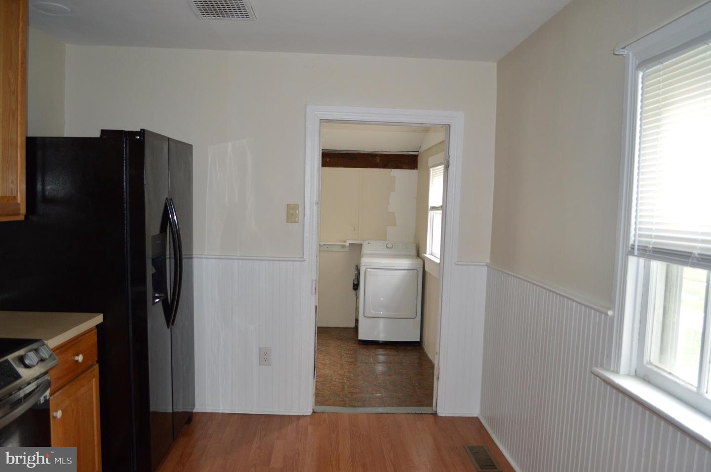 229 Locust St Property Photo 17
