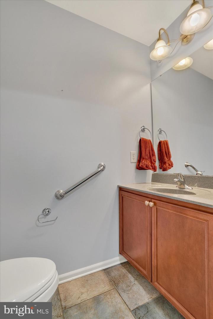 106 N Fountain Dr #4 Property Photo 11