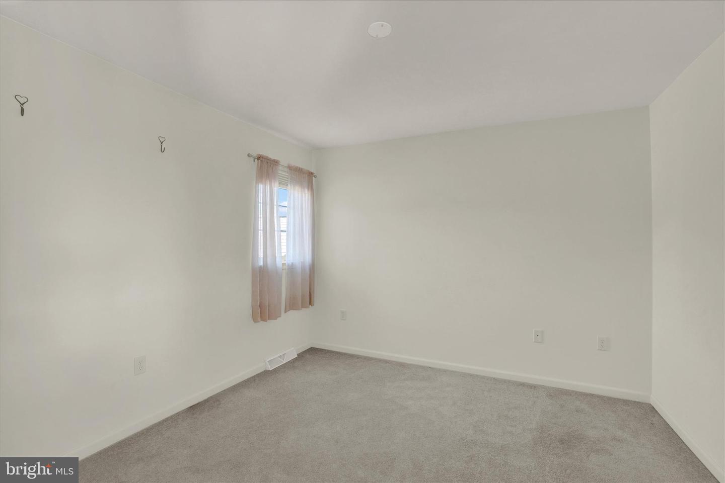 106 N Fountain Dr #4 Property Photo 18
