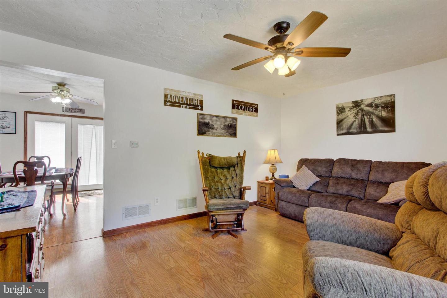 103 Edward St Property Photo 6