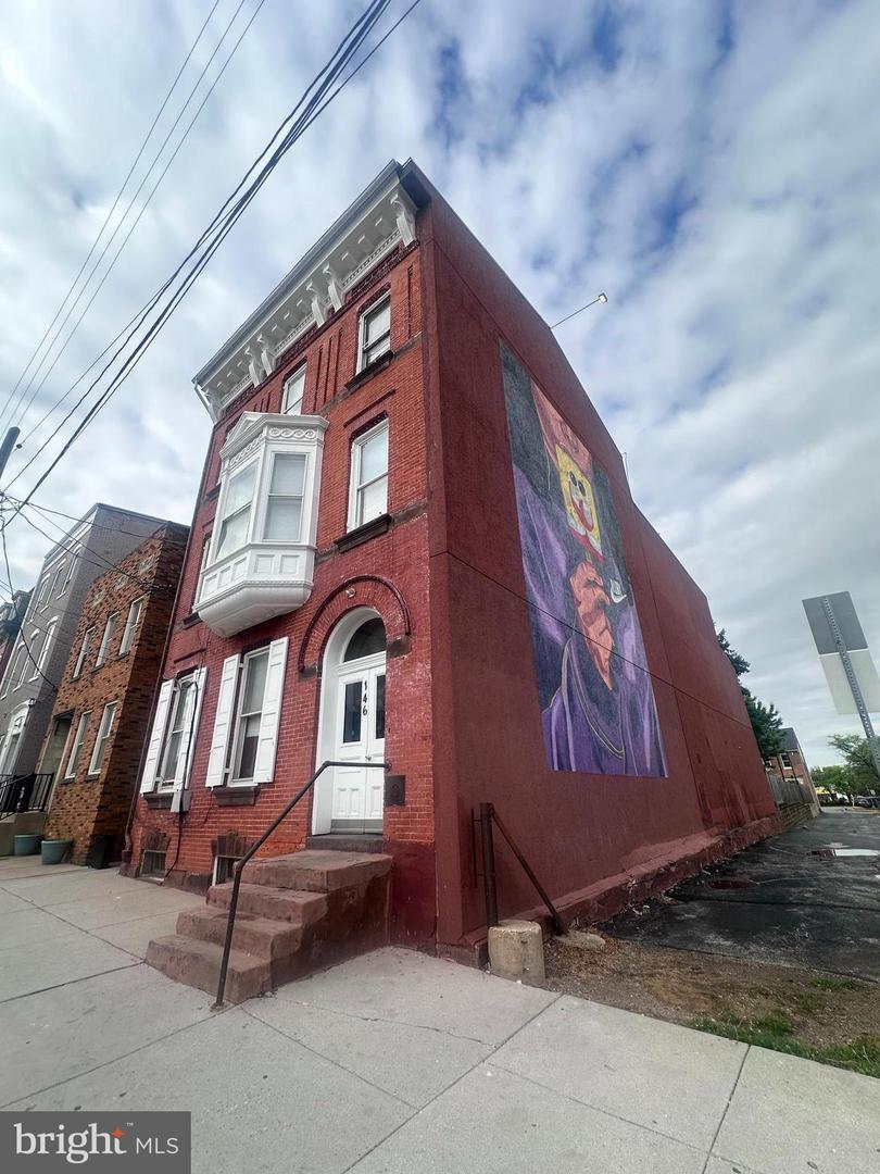 146 S DUKE ST. Property Photo 1
