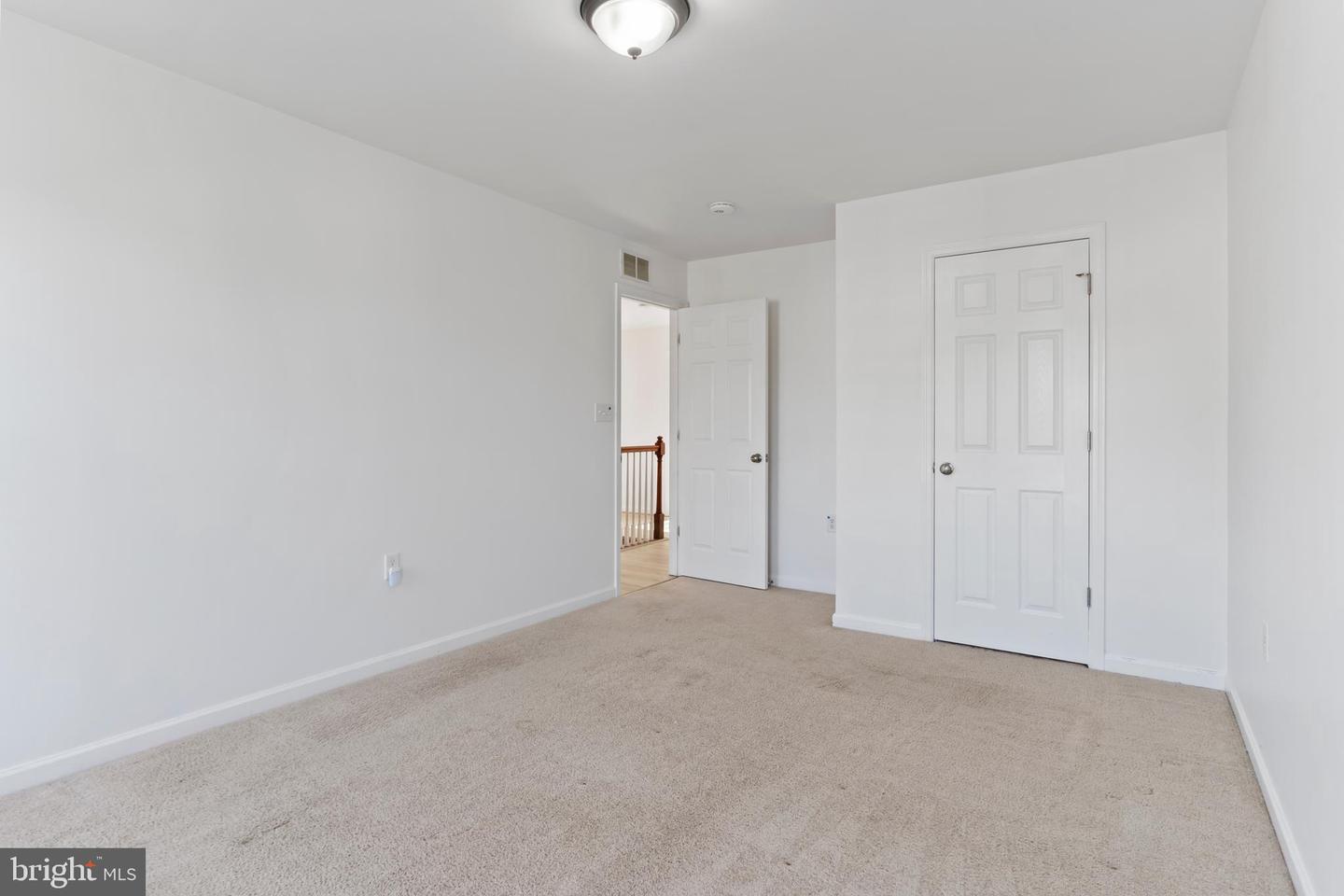 951 Kavanagh Cir Property Photo 33