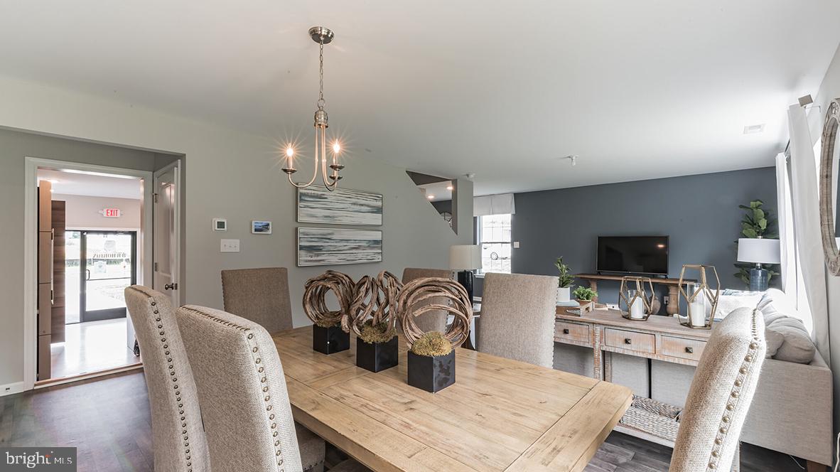 120 Christina Dr Property Photo 12