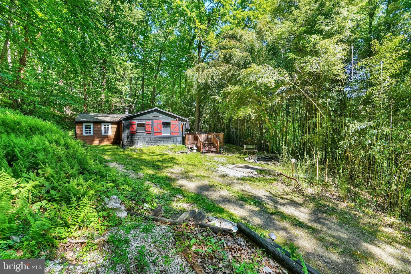 103 Ivy Hill Ln Property Photo 2