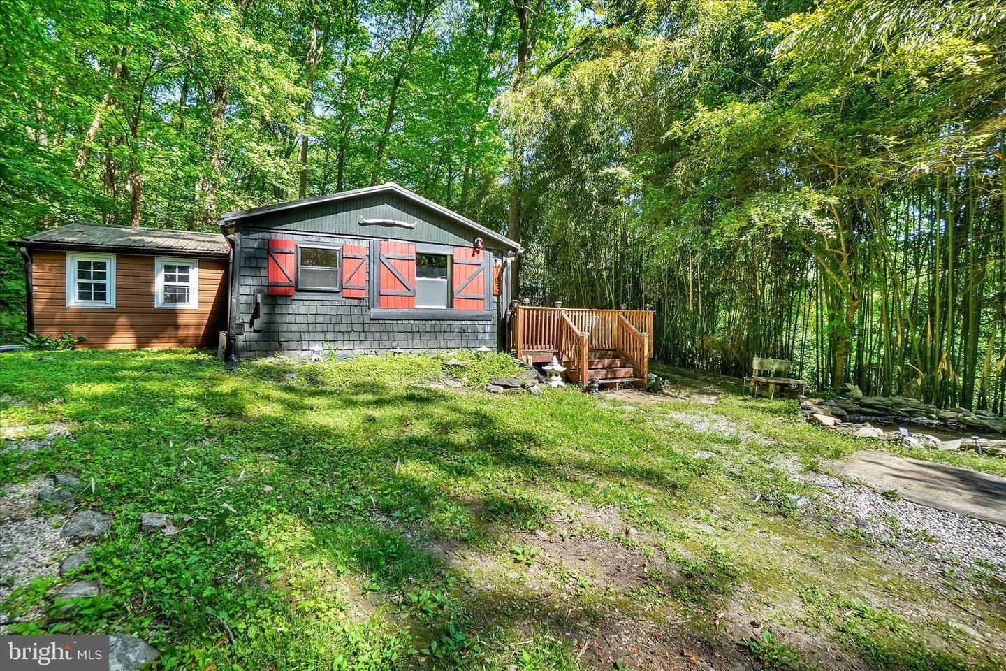 103 Ivy Hill Ln Property Photo 4