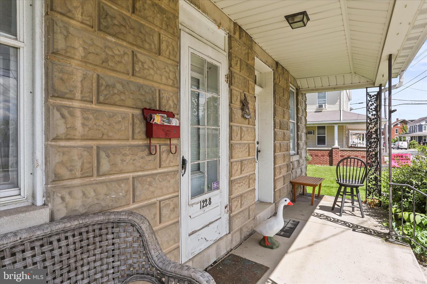 1228 Broadway Property Photo 2