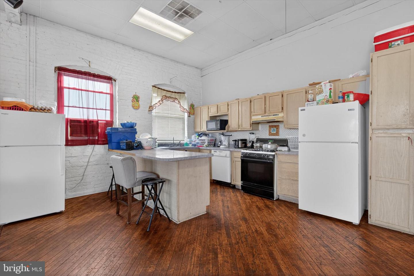 22 N State St Property Photo 9
