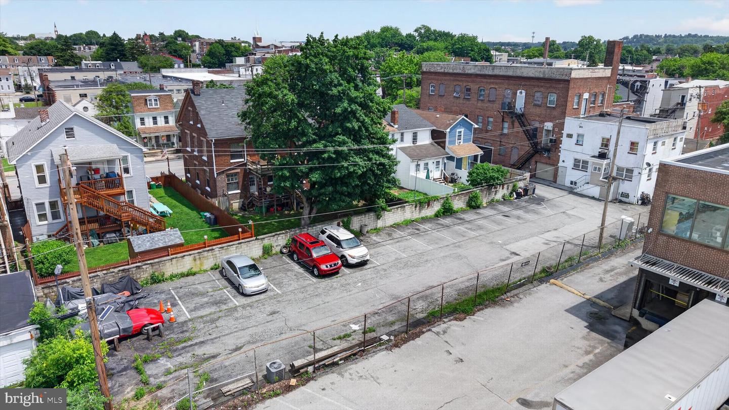 22 N State St Property Photo 34
