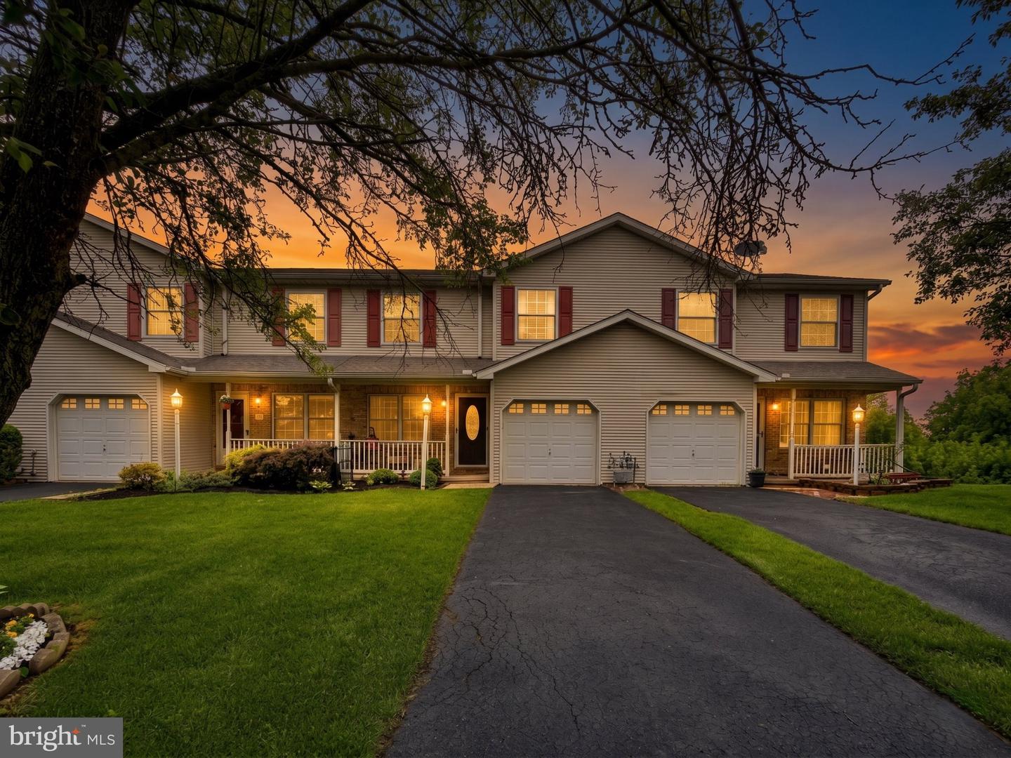 2989 ROBIN RD
