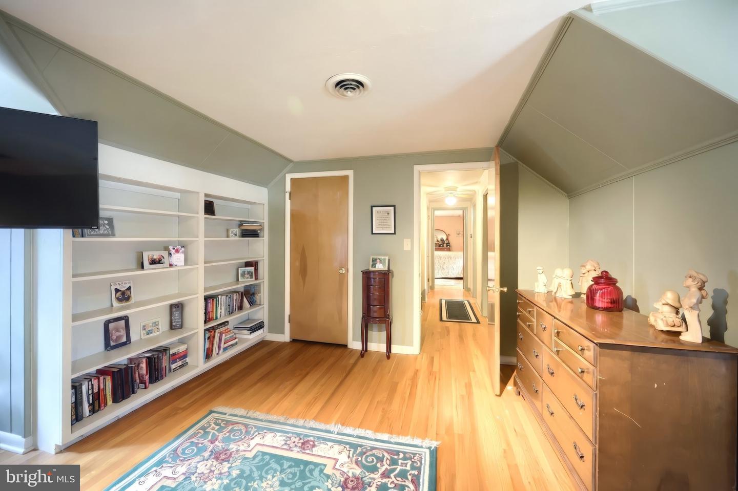 1001 Broadway Property Photo 42