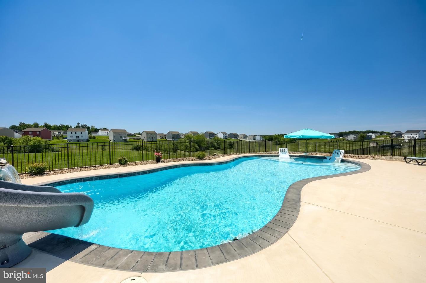 14 Winifred Dr Property Photo 6