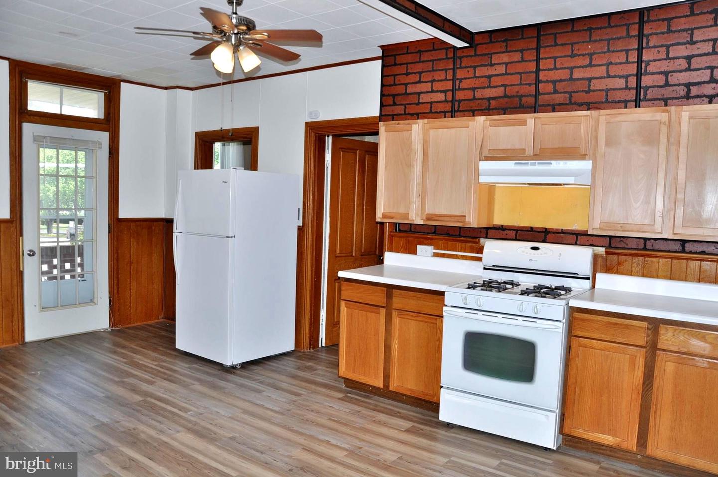 33 W Forrest Ave Property Photo 16