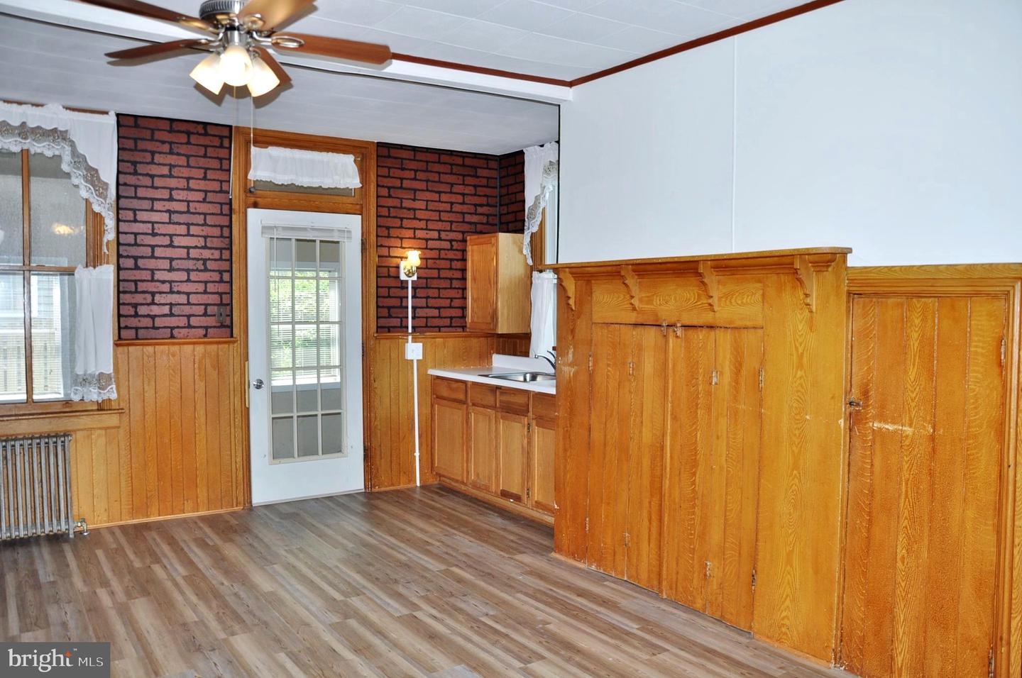 33 W Forrest Ave Property Photo 18