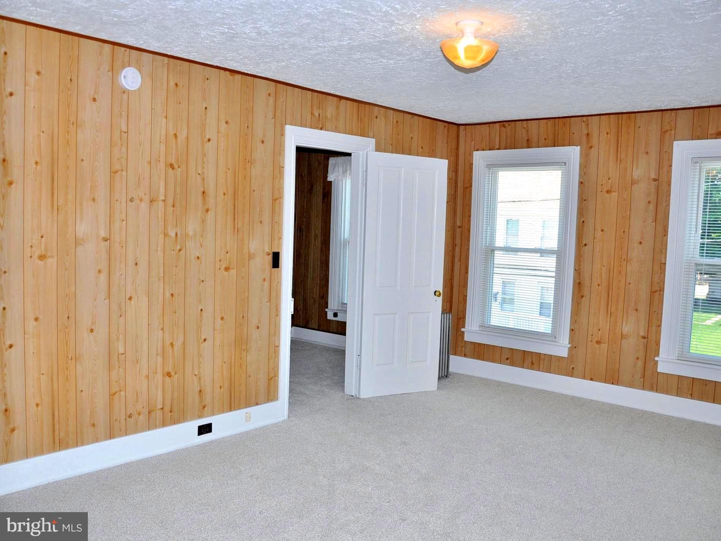33 W Forrest Ave Property Photo 26