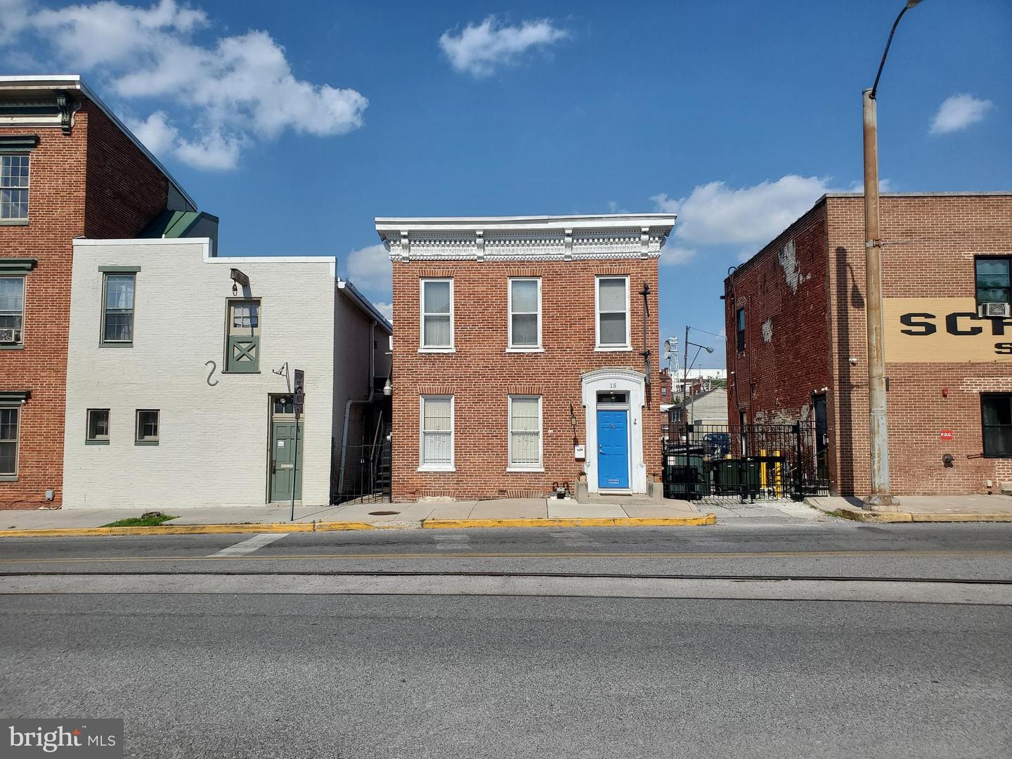 15 S Pershing Ave Property Photo 1