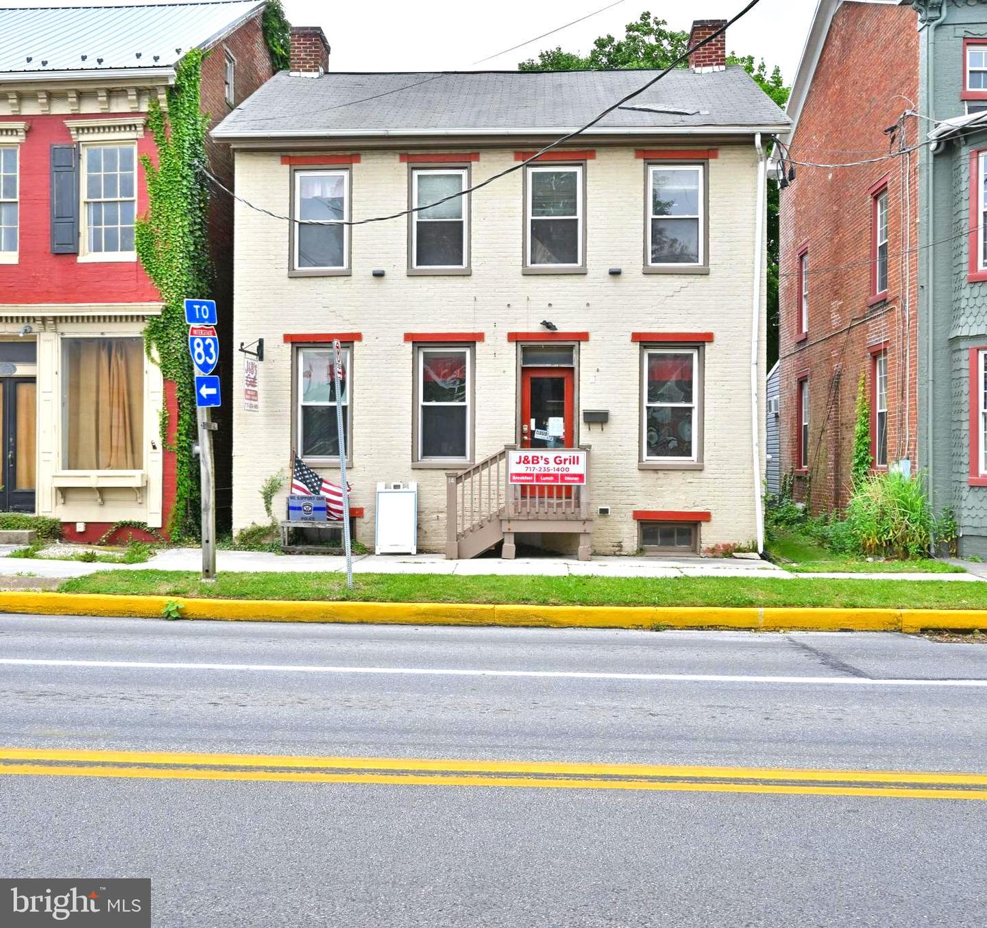 14 N Main St Property Photo 1