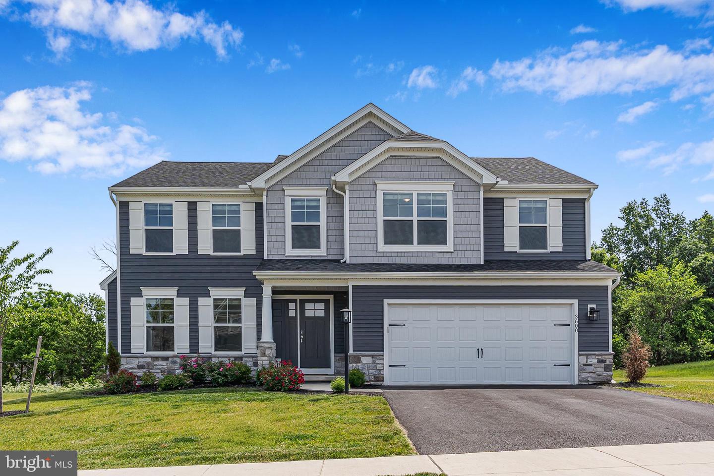 3600 PEBBLE RUN DR Property Photo 1