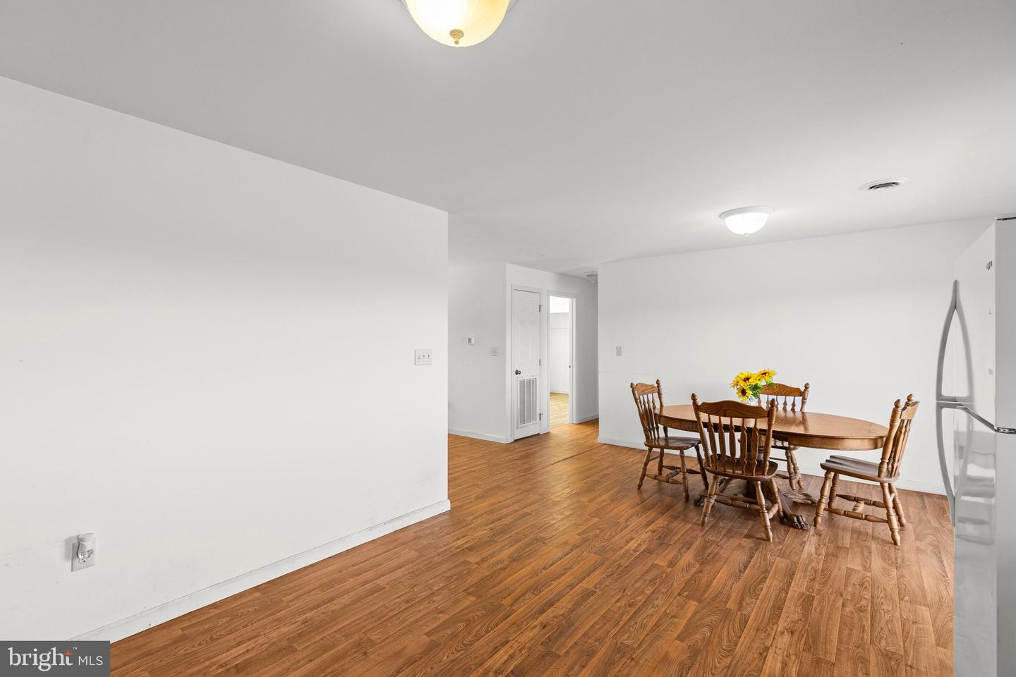 726 S Baltimore St Property Photo 14