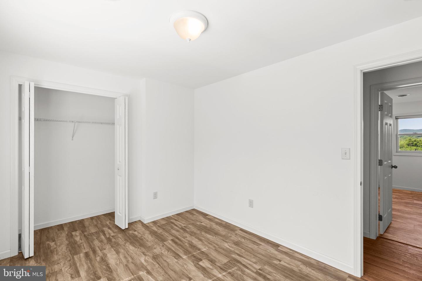 726 S Baltimore St Property Photo 20