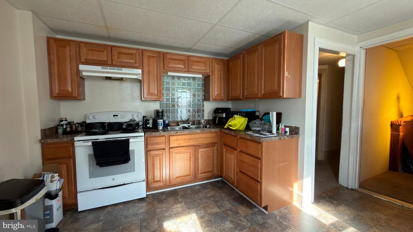 515 W Broadway Property Photo 7