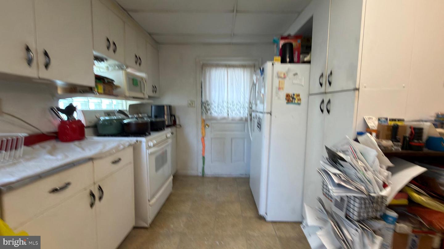515 W Broadway Property Photo 25