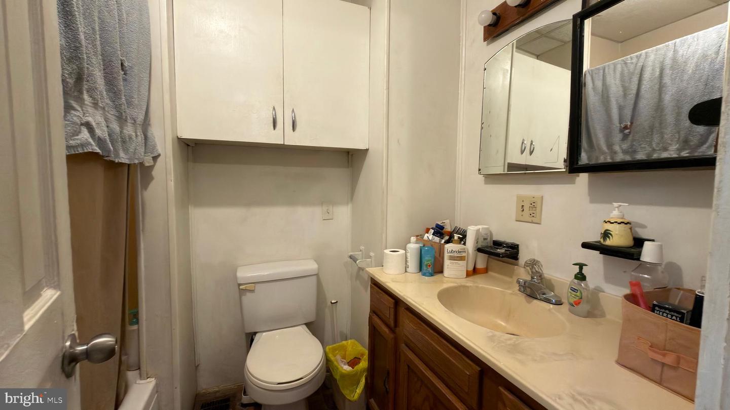 515 W Broadway Property Photo 29