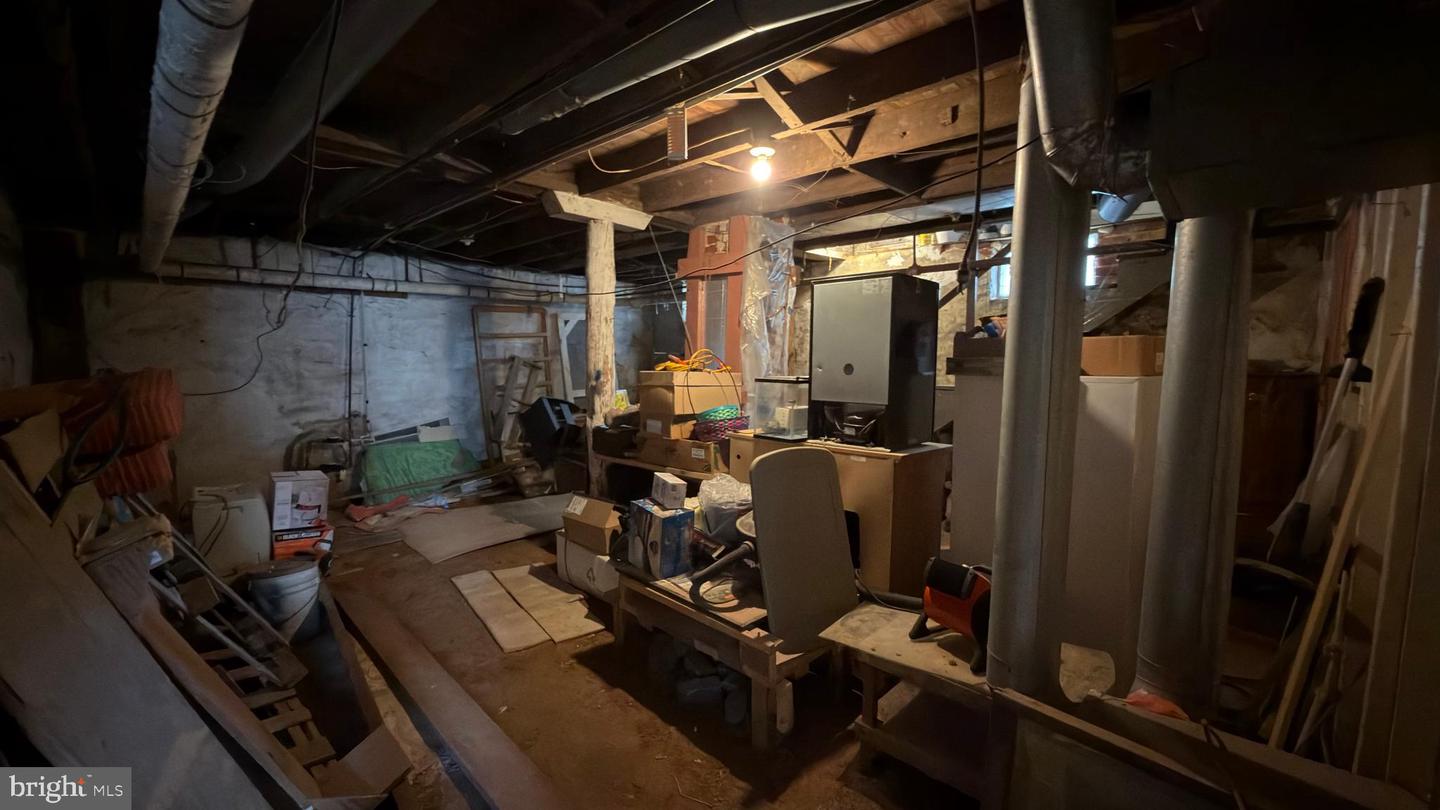 515 W Broadway Property Photo 37