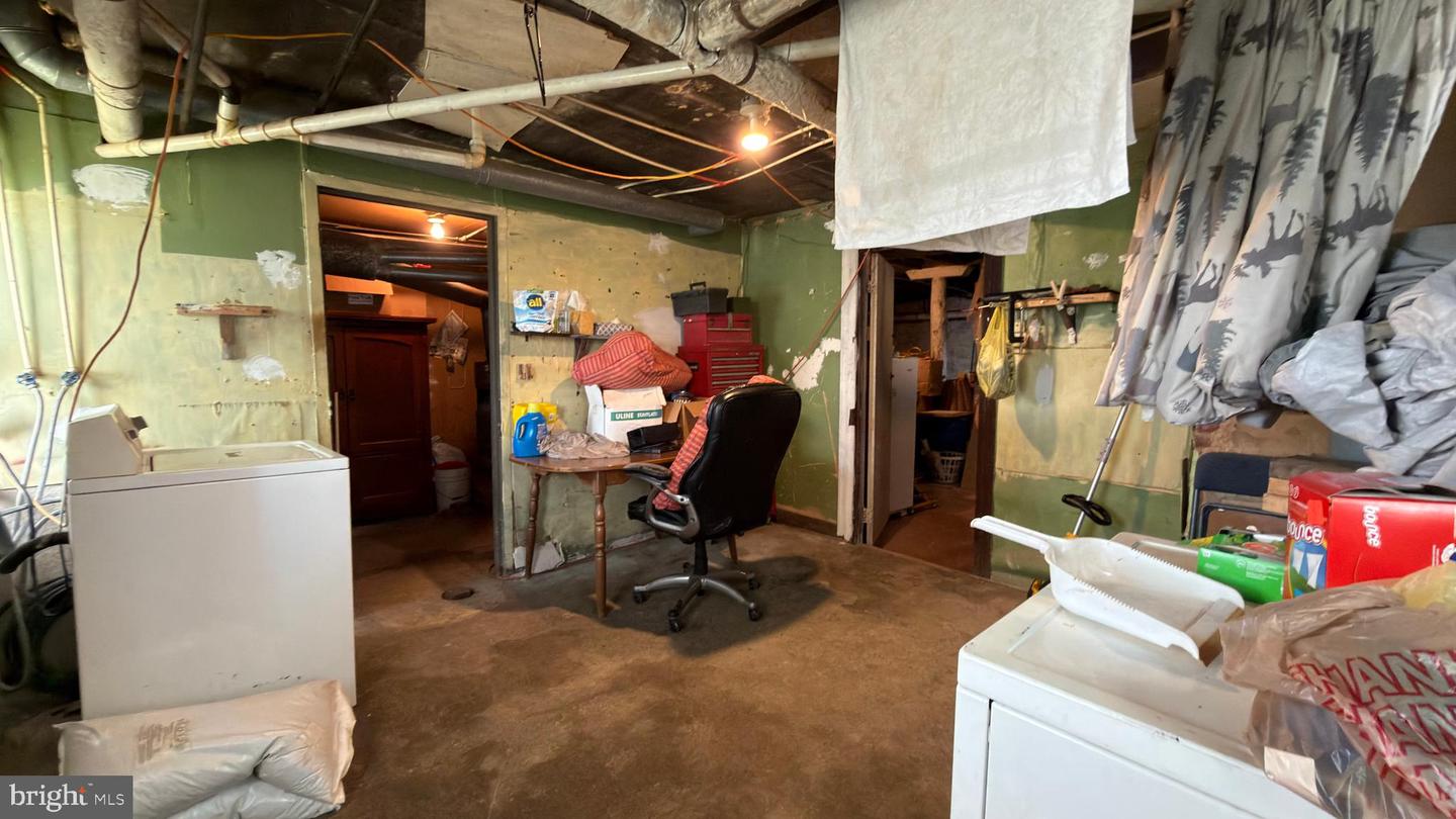 515 W Broadway Property Photo 40