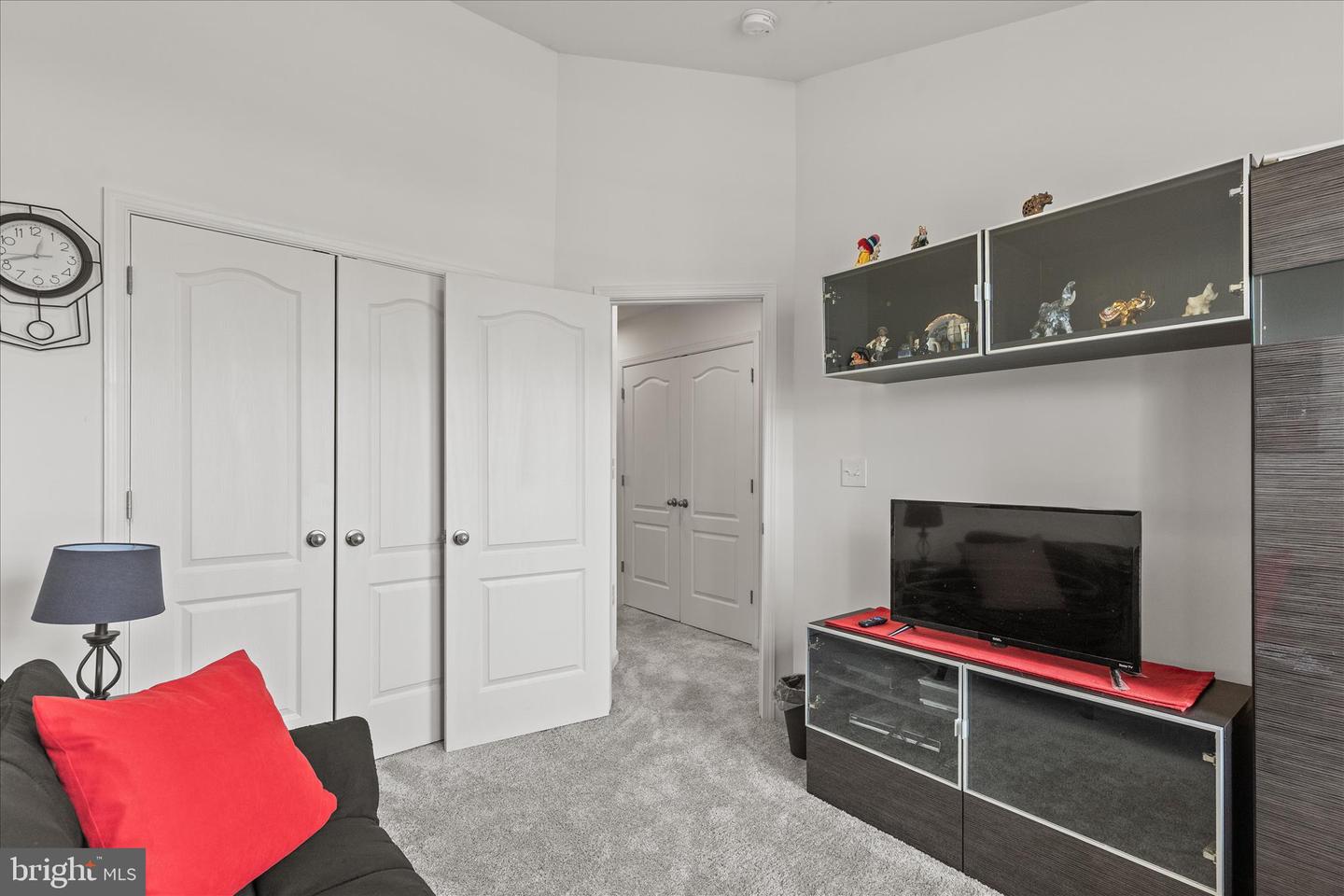 96 Ayrshire Dr Property Photo 23