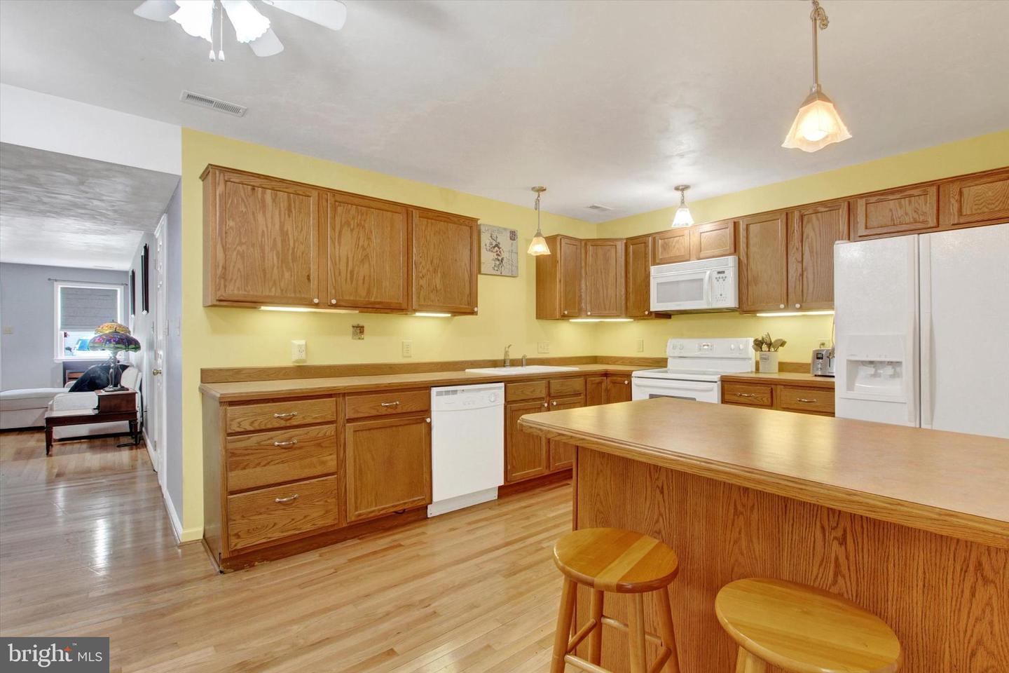 409 Springbrook Ct Property Photo 9
