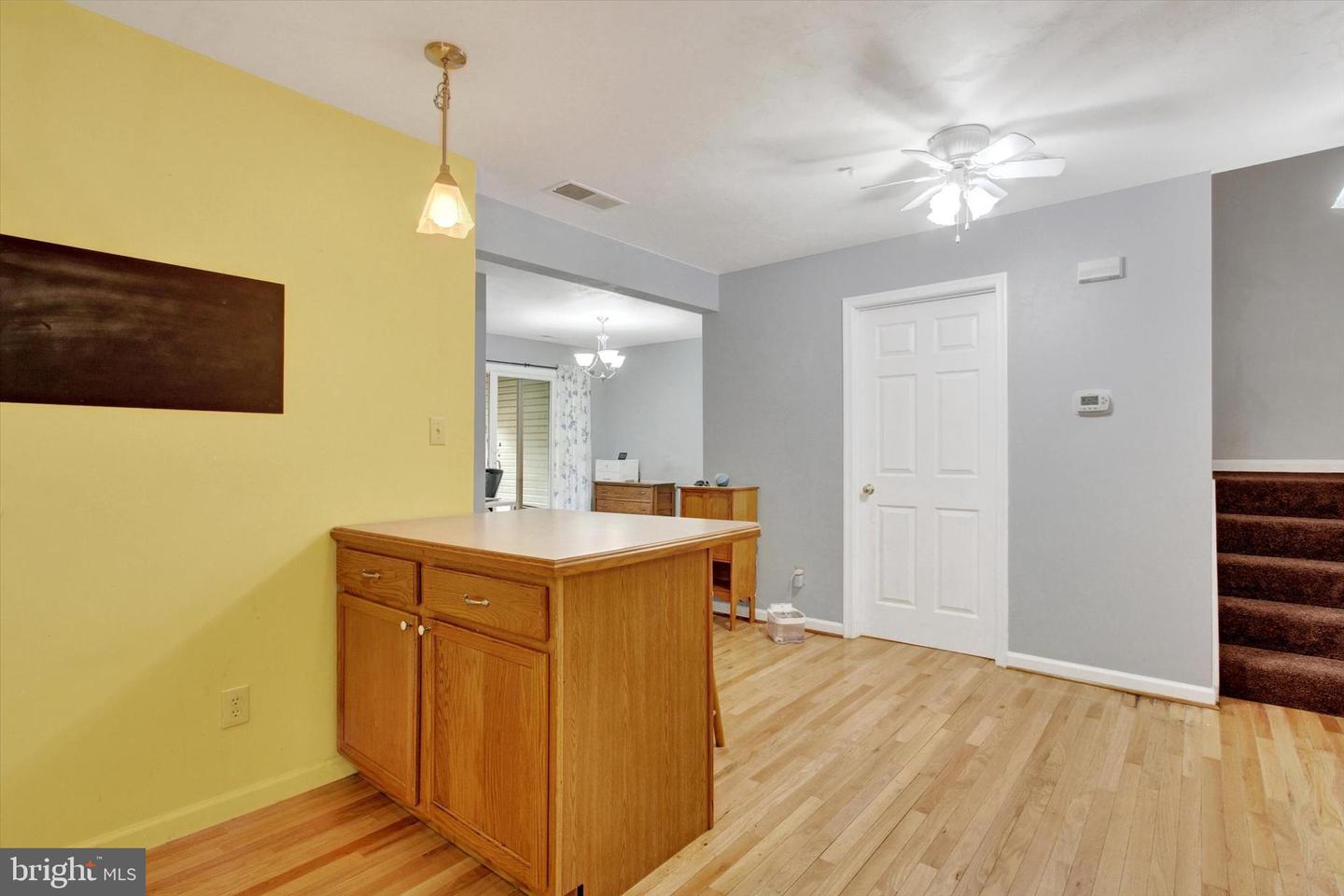 409 Springbrook Ct Property Photo 12