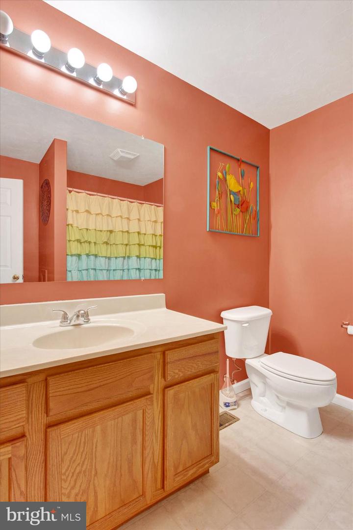 409 Springbrook Ct Property Photo 22