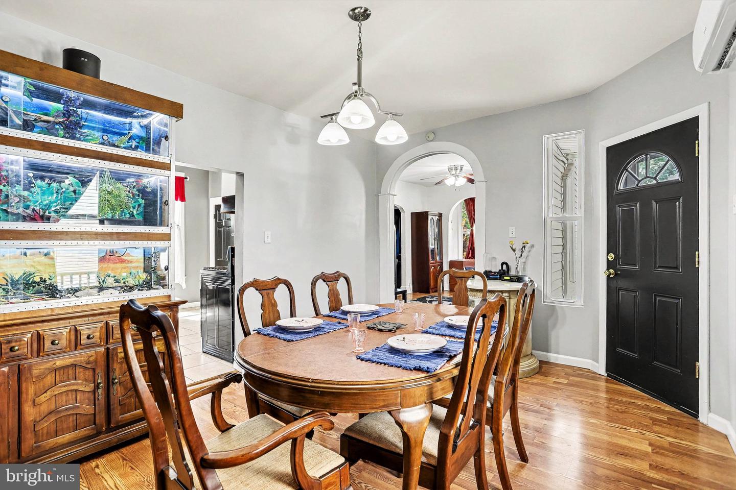 51 W Pennsylvania Ave Property Photo 9