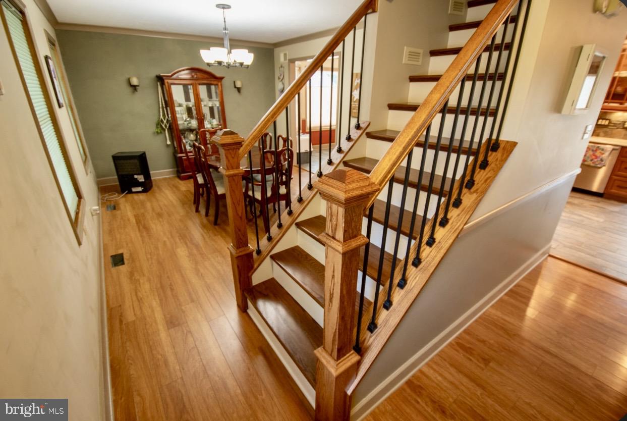 153 Timber Ln Property Photo 8
