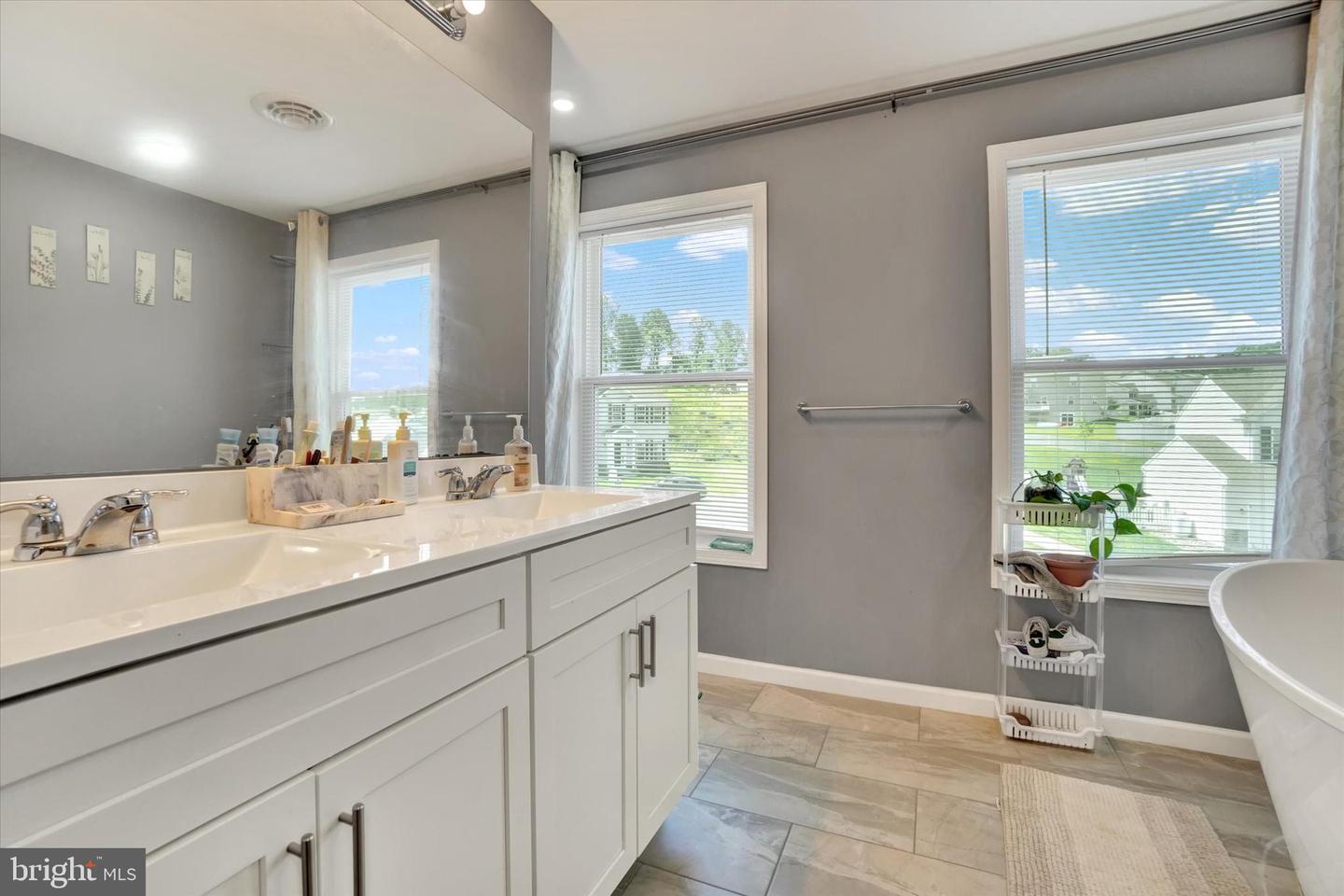 13 Bentley Ct Property Photo 17