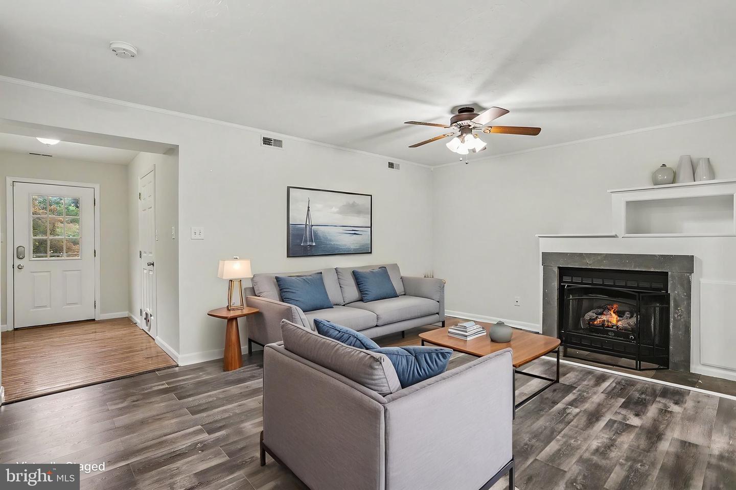 436 Springbrook Ct #e1 Property Photo 5